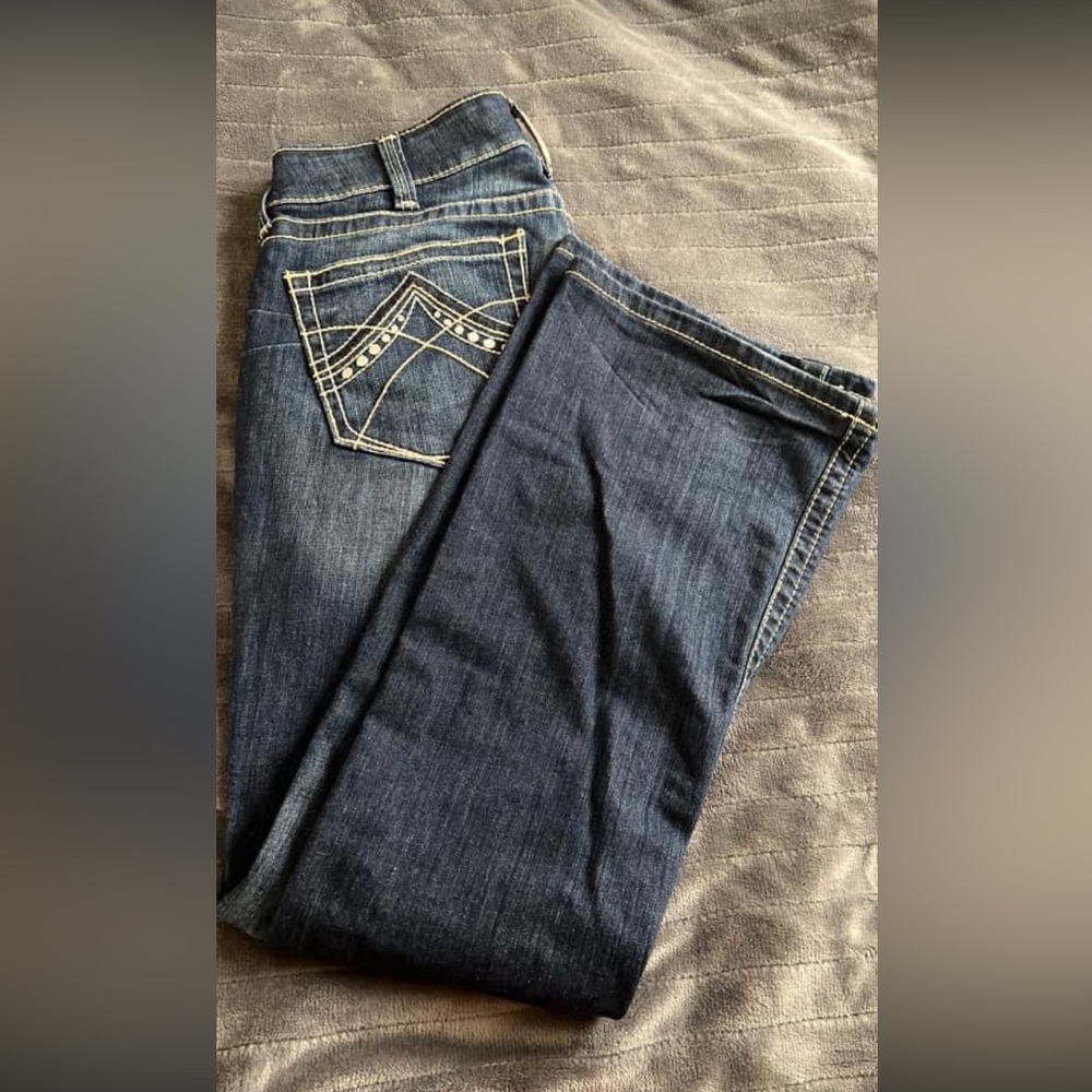 ARIAT size 30 short￼